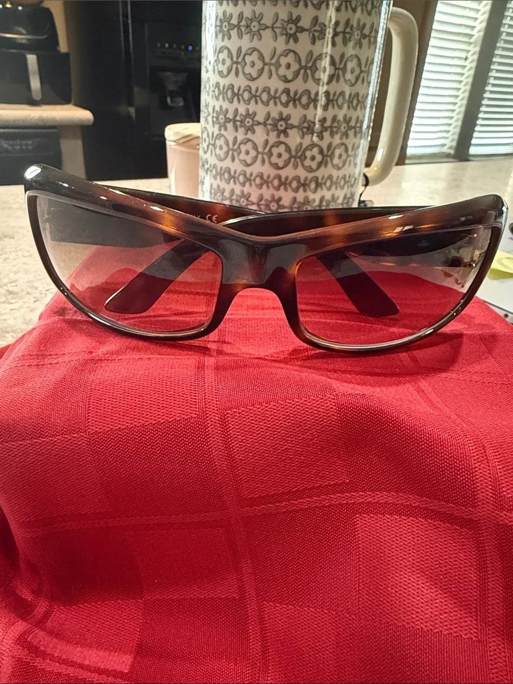 Versace | Accessories | Versace Mod 493 Tortoise Sunglasses  display picture 3